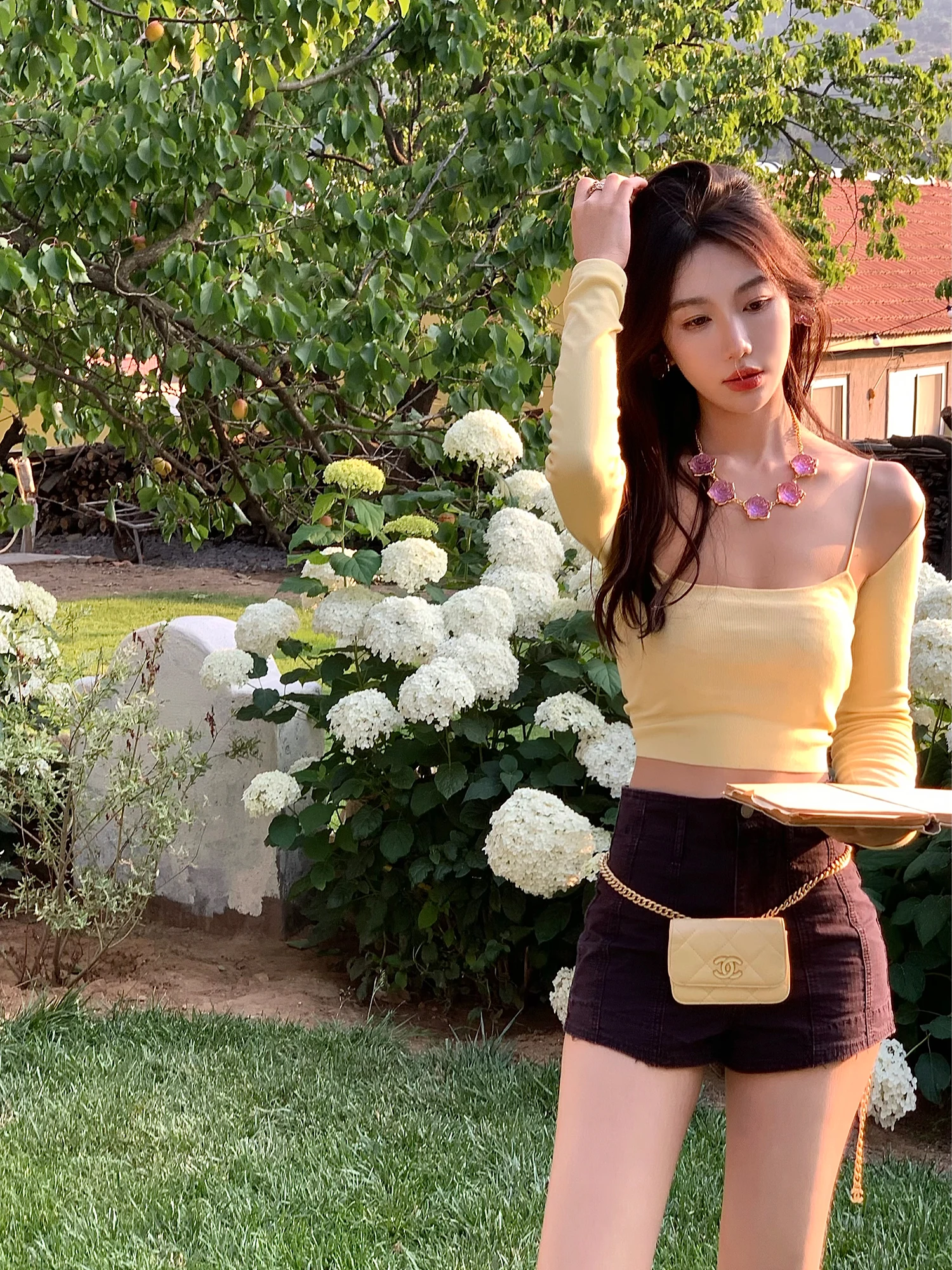 

Вязаный комплект из двух предметов из ацетатного длинноворсового хлопка с эффектом увеличения объема, цвет гусиный желтый с белым, женская трикотажная одежда