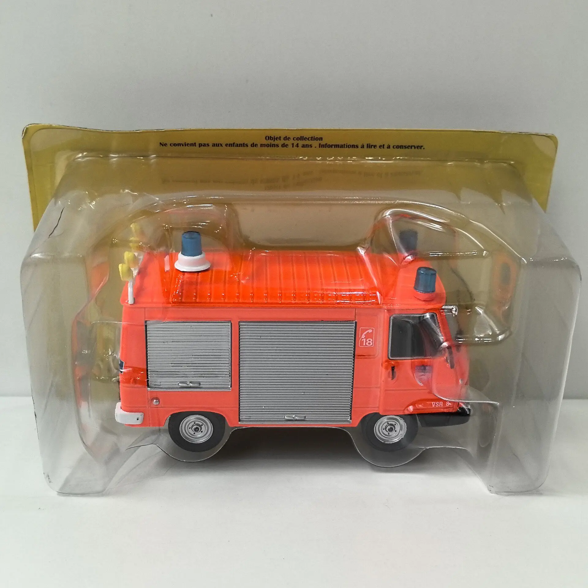 

Diecast IXO 1/43 Scale PEUGEOT J9 Fire Truck 74 Alloy Car Model