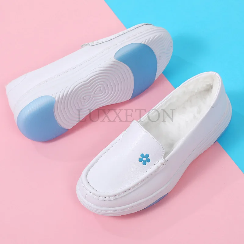 High Quality Women Shoes for Nurses Non Slip Comfortable Flat Casual Work Shoes Wedge Heeled Thick Soled White Shoes for Women