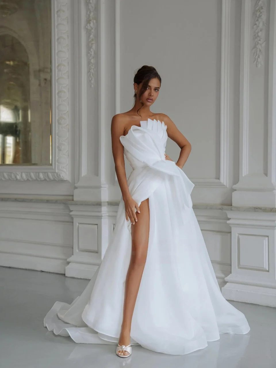 Abiti da sposa unici in organza increspata con linea A realizzati su misura 2026 Rode De Morrie