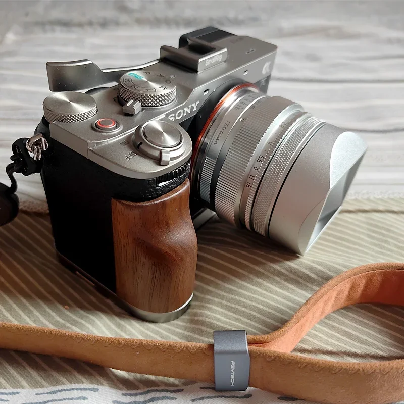 

Дизайн для TTArtisans 50 мм F2 Металлическая байонетная квадратная бленда с крышкой