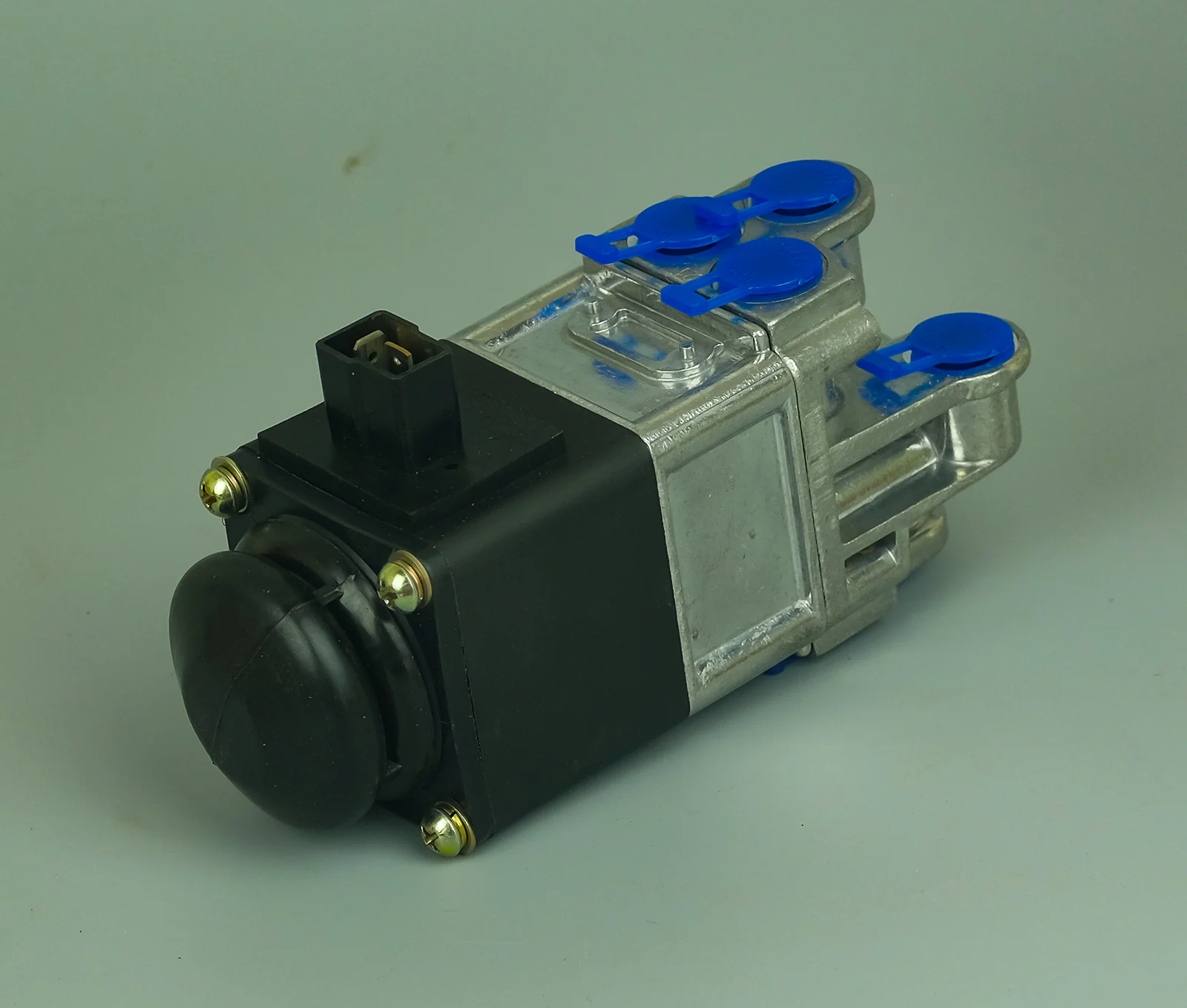 Válvula solenoide para VOL-VO, 589990049970, 4720174810