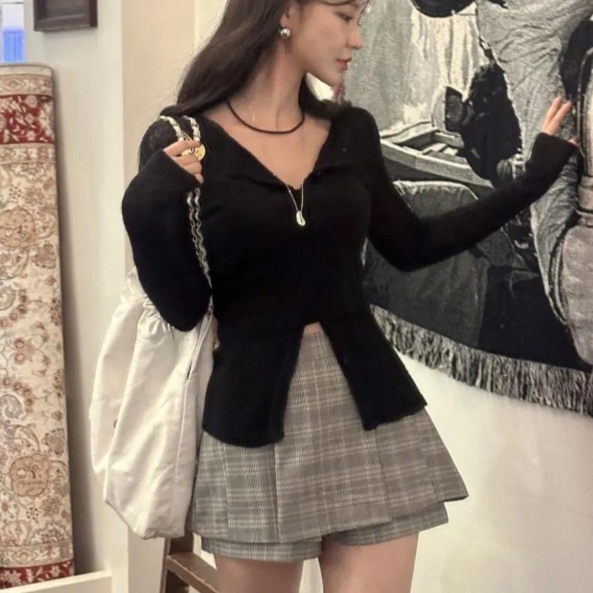 Top de punto elegante de Color puro para mujer, conjunto de prendas de punto de Color versátil con botones Ne redondos para verano y otoño