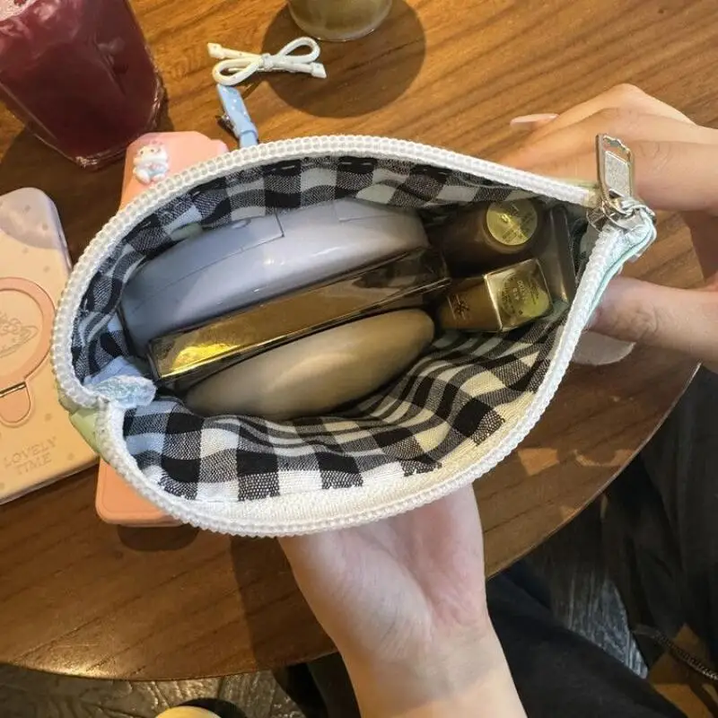 New Miffy Zipper Makeup Bag Creativity Coin Purse Cute Portable Large Capacity Out Small Item Storage Bag Woman Clutch Bag view 4