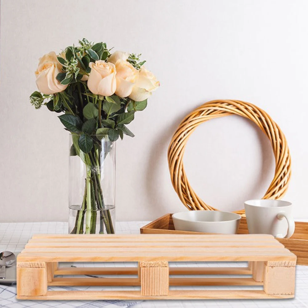 

Insulated Solid Wood Hollowed Out Tea Coasters Coffee Holders Wooden Rectangular Small Tray Mini Small Shelf Plate