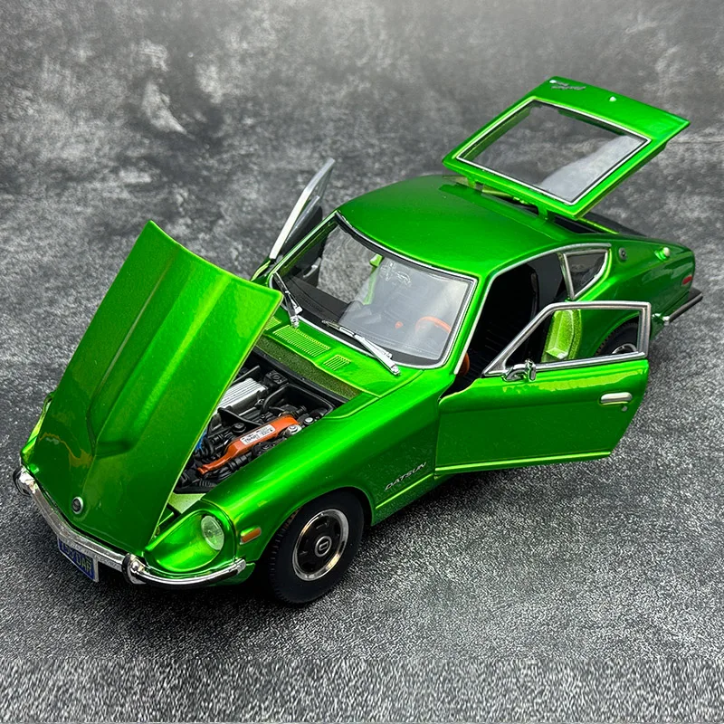 1/18 1971 Datsun 240Z Alloy Sports Car Model Diecast Metal Classic Racing Vehicles Car Model Simulation Collection Kids Toy Gift