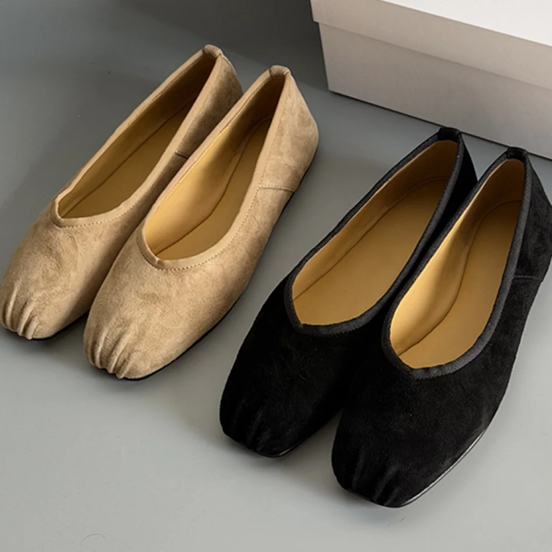 

Maxdutti British Minimalist Retro Leather Flat Shoes Soft And Comfortable Commuting Sheepskin Loafers Flat Shoes For Woman