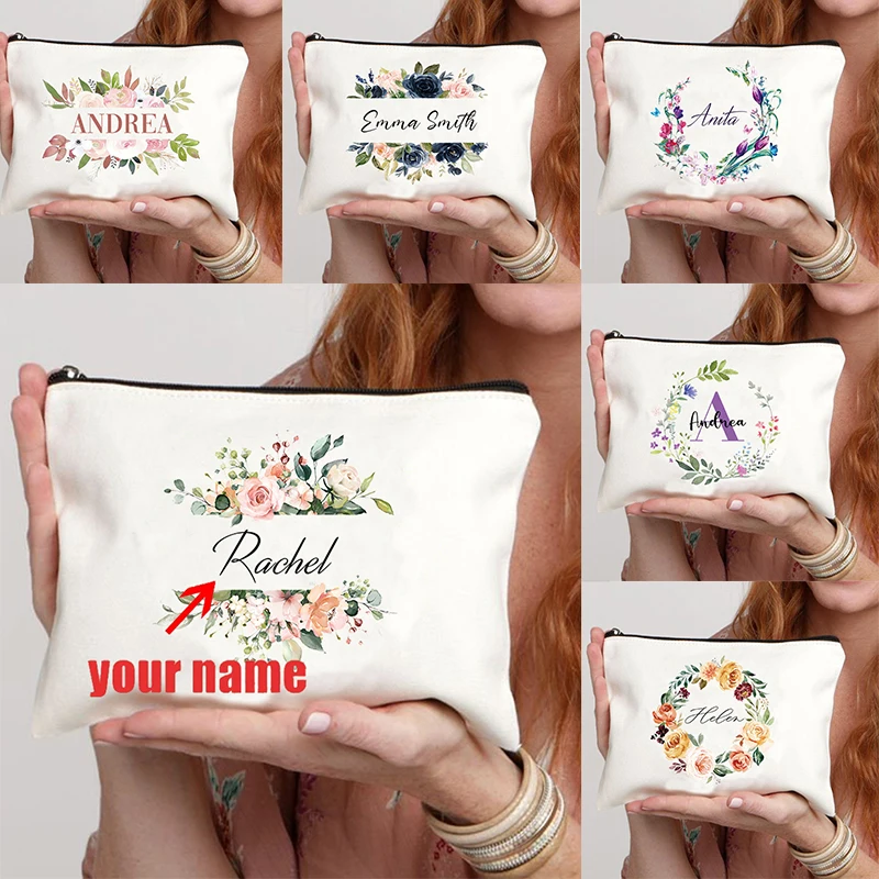 حقيبة مستحضرات تجميل من القماش مخصصة مع اسم شخصي لتخزين أدوات الزينة بنمط الأزهار للسفر للاستخدام اليومي وهدايا وصيفة العروس #1