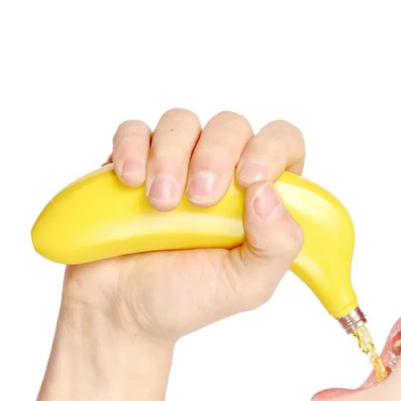 Premium Hot Selling 5 Oz Banana Shaped 304 Stainless Steel Hip Flask Creative Portable Outdoor Leakproof Liquor Flask For Hiking