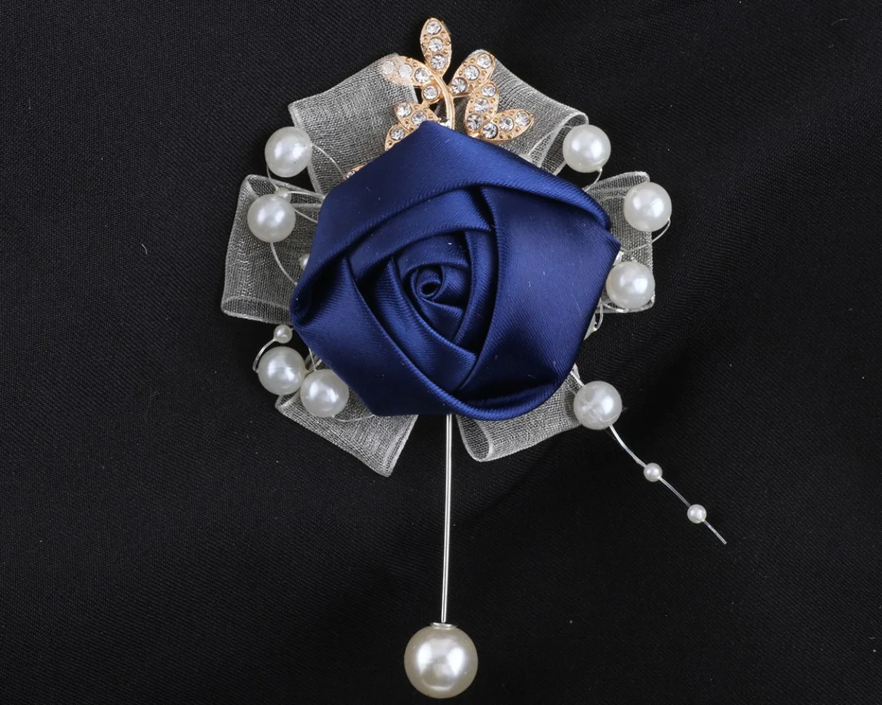 Classic Pink Silk Rose Wedding Boutonniere for Groom Brooch Party Bridal Prom Decoration Accessories Pearls Fake cosas para boda