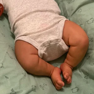 لعبة دمية طفل ولد من جديد للفتاة ، فينيل ناعم ، قماش أطراف ، جسم مثل ، أسنود حقيقي ، ممتلئ الجسم ، بشرة سوداء ، 20 أعلى 10 مبيعات طفل ممتلئ مولود من جديد - رقم 10