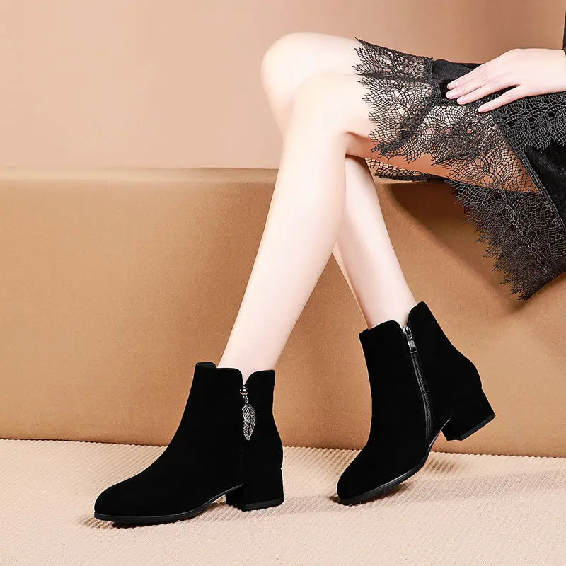 

Work Plus Big Size Booties Lightweight New Rock Designer Luxury Ankle Boots for Women Pu Footwear Goth In Y2k Woman Short Shoes