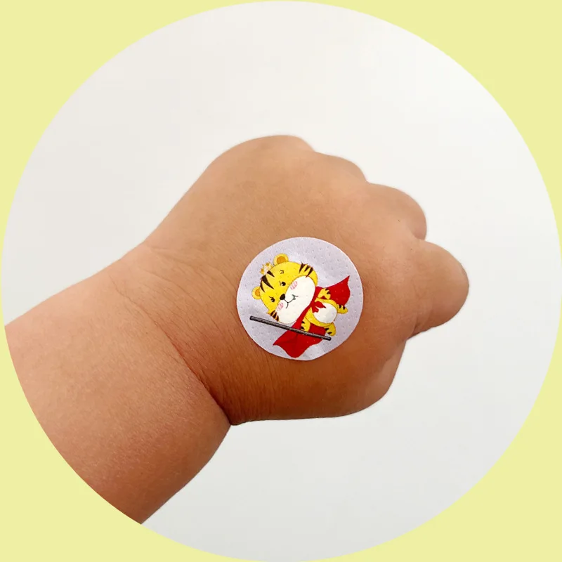 120pcs/set Cartoon Round Band Aid  First Aid Strips Children Vaccination Wound Patch Adhesive Bandages Kawaii Plasters