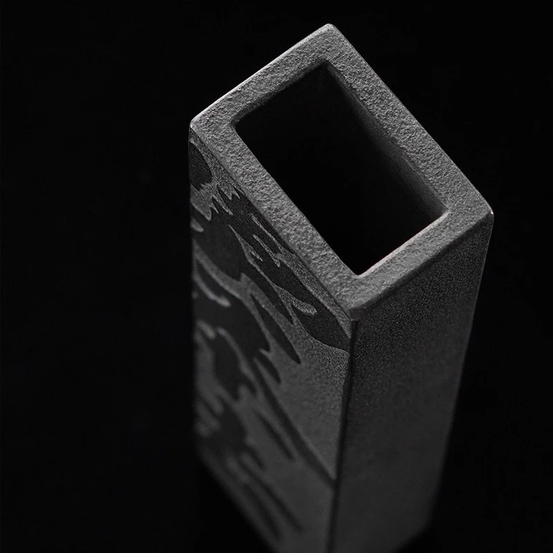 Steinvase 30cm Schwarzer Basalt Handgeschnitzte Zen Chinesische Kalligraphie Minimalistische Blumenvase für Teezeremonie Heim Büro Deko Geschenk – Detail 3