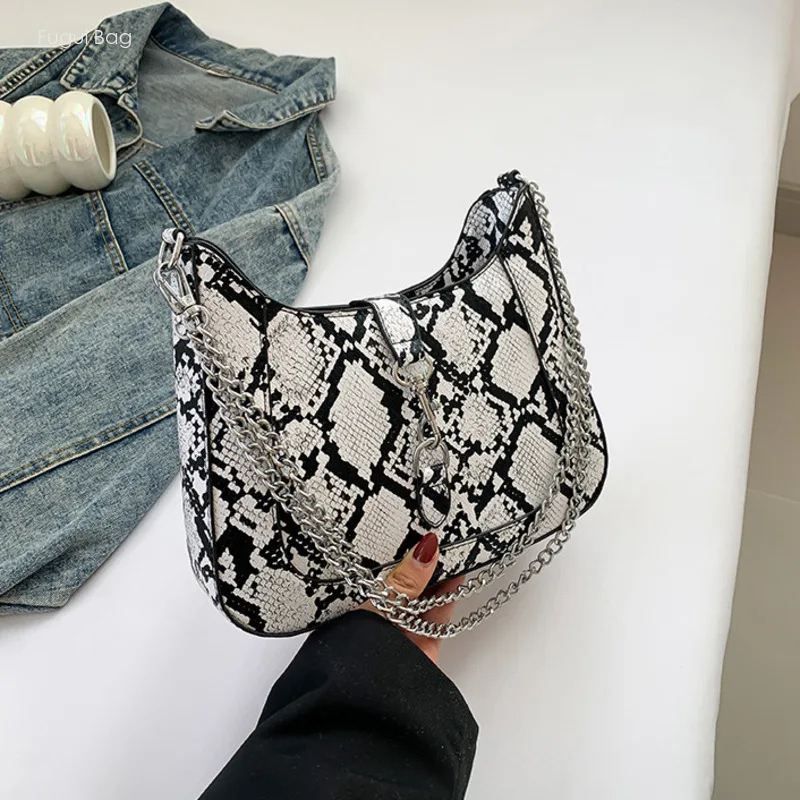 Women's Underarm Shoulder Bag Handheld Crossbody Bag 2024 New Snake Skin Pattern Urban Exquisite Fashion Personalized Chain