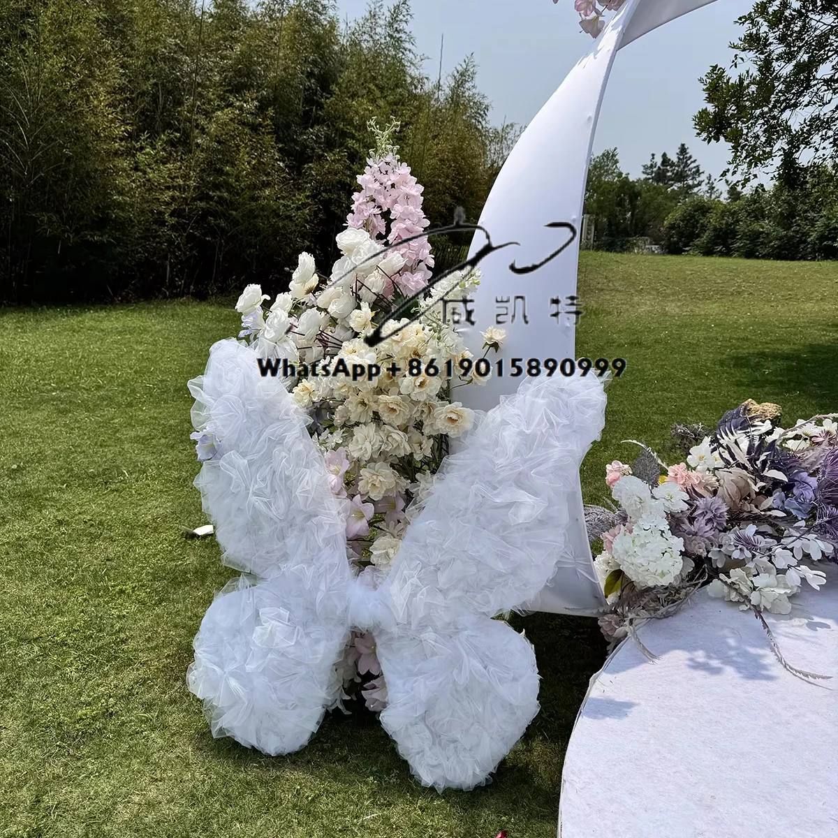 

Qq365 Wholesale Wavy Yarn Wedding Decoration Butterfly Stage Background Butterfly Wedding Decoration Road Lead Decoration