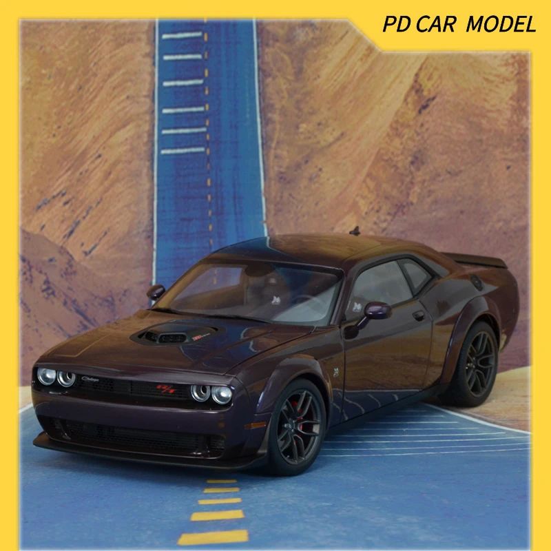 AUTOART Collectible 1:18 FOR  DODGE CHALLENGER  R/T SCAT PACK WIDEBODY 2022   Gift for friends and family