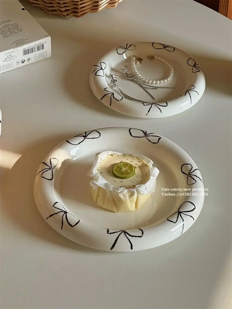 Instagram Blogger's Plate Hand Drawn Butterfly Bow White Dudu Plate Dessert Jewelry Storage Ceramic Plate Coffee Shop Dish