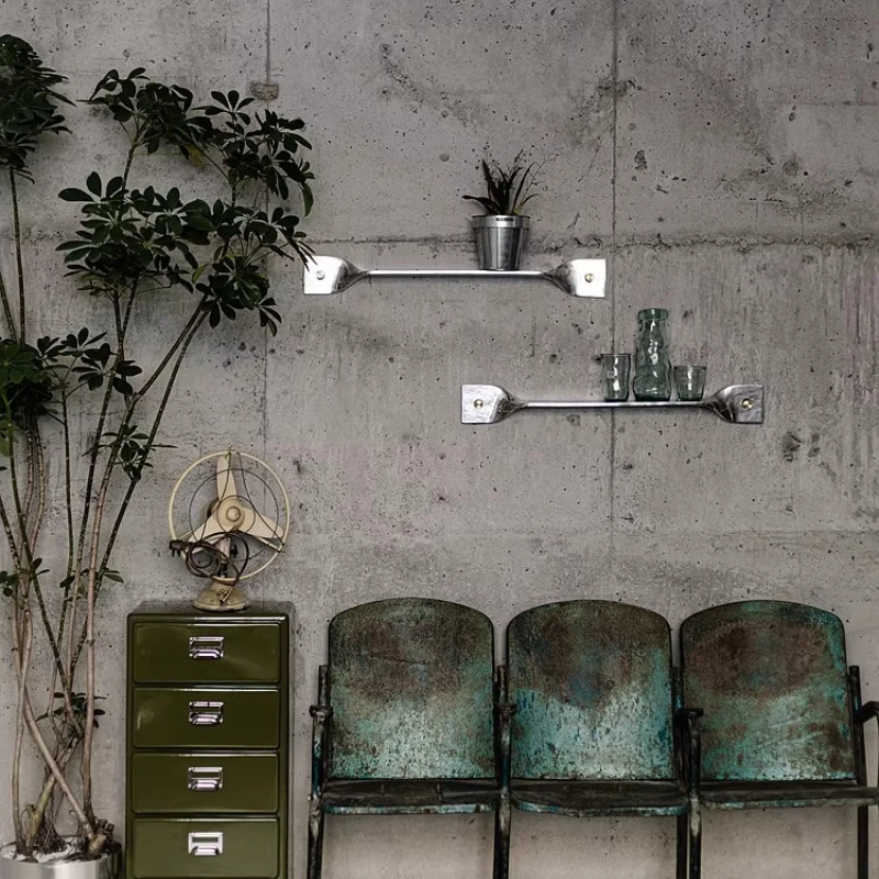 

Настенная полка из витого алюминия в ретро-индустриальном стиле, декоративная подставка для фонового декора, деревенская металлическая плавающая полка для гостиной