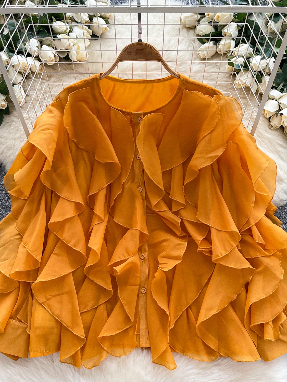 Faionable Camicetta da donna irt Lantern Sve Orlo irregolare Finiture in pizzo Corte Sle Collezione autunnale 2025 Delicata sulla pelle...