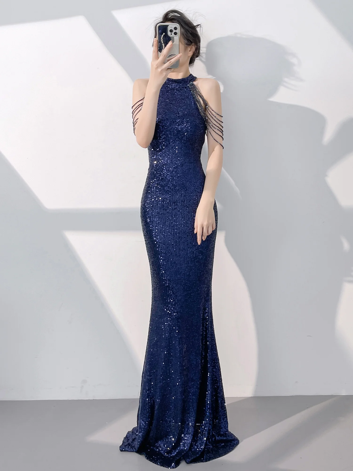 

Ele Evening Gown Women's New 2025 Hanging Ne Deep Blue Sequin Fi Tail Host Dr Korean Sle Long Skirt for Par