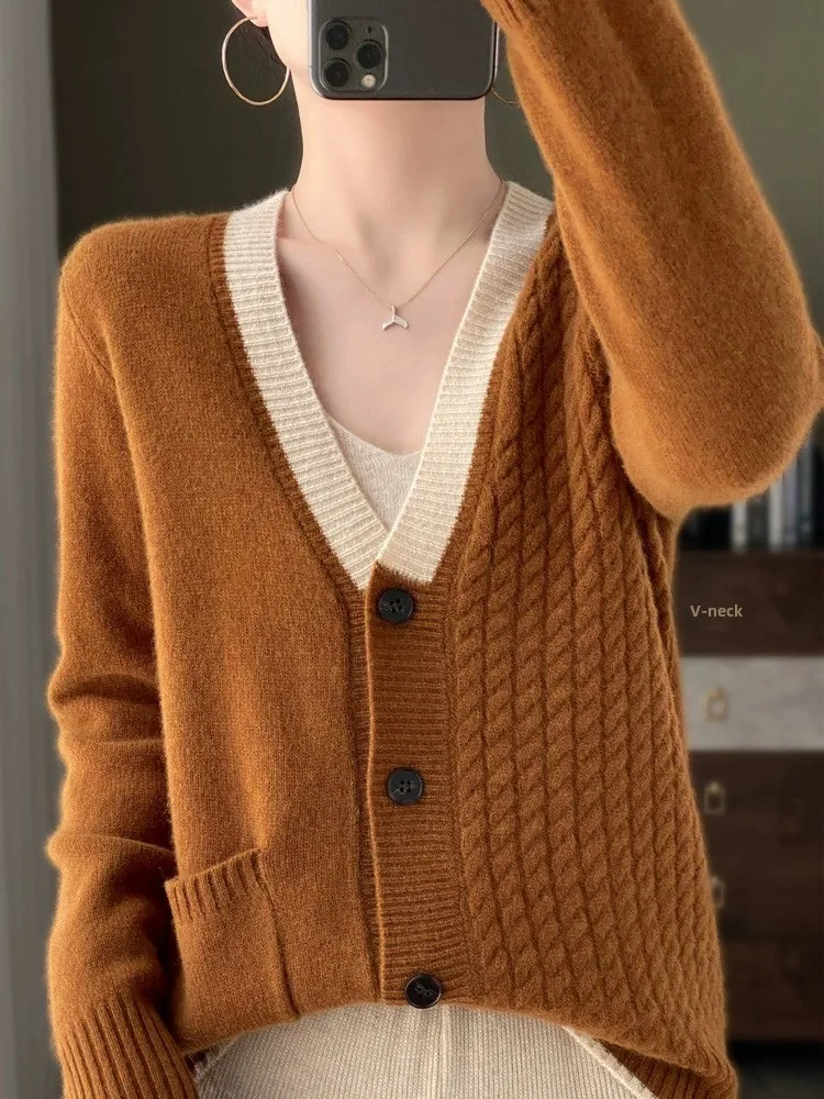

Retro Spliced Color Camere Sweater Women's Autumn Winter V-ne Wool Knitted Jaet Loose Casual Sweater Cardigan