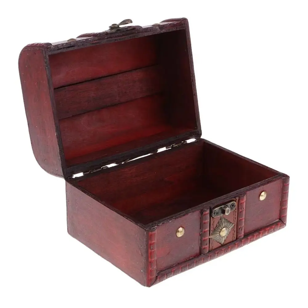 European Vintage Treasure Chest Wooden Metal Lock Jewelry Storage Box Decorative Jewelry Box Packaging Box