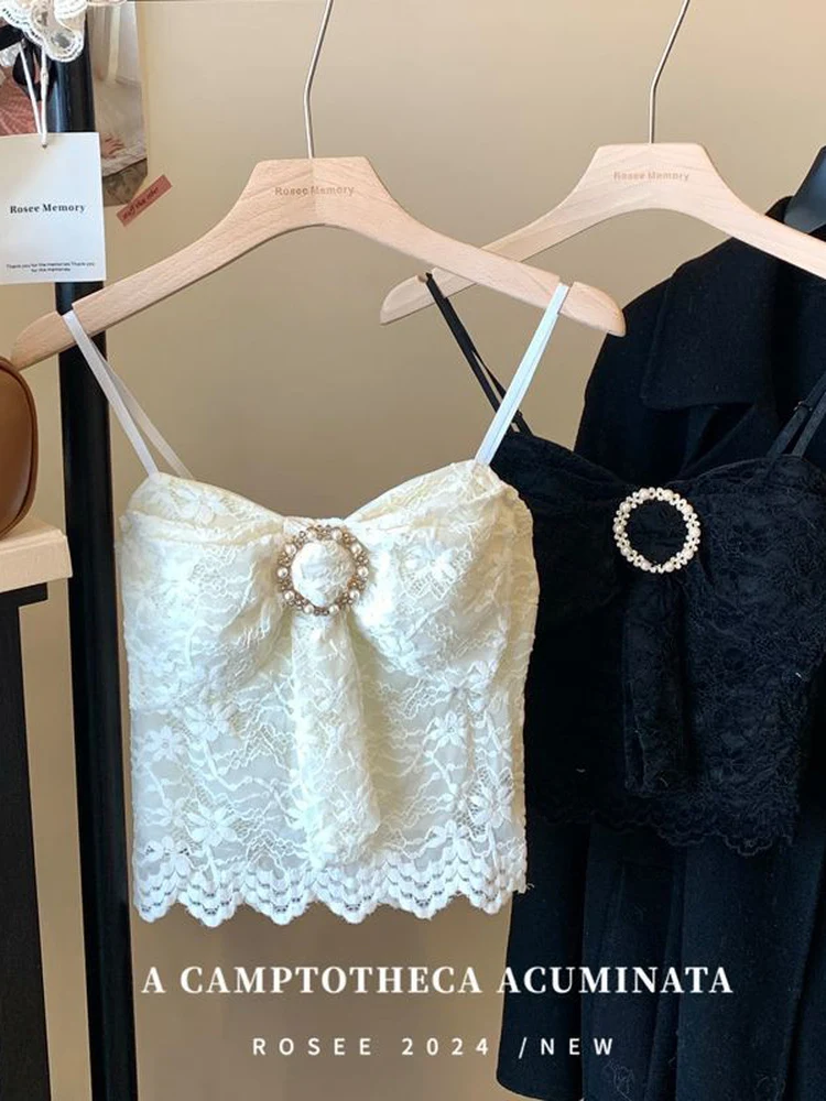 

Женская майка с кружевной вышивкой, новая весенняя коллекция, универсальная, дышащая, во французском стиле, облегающая, для ношения как нижнее или верхнее белье...