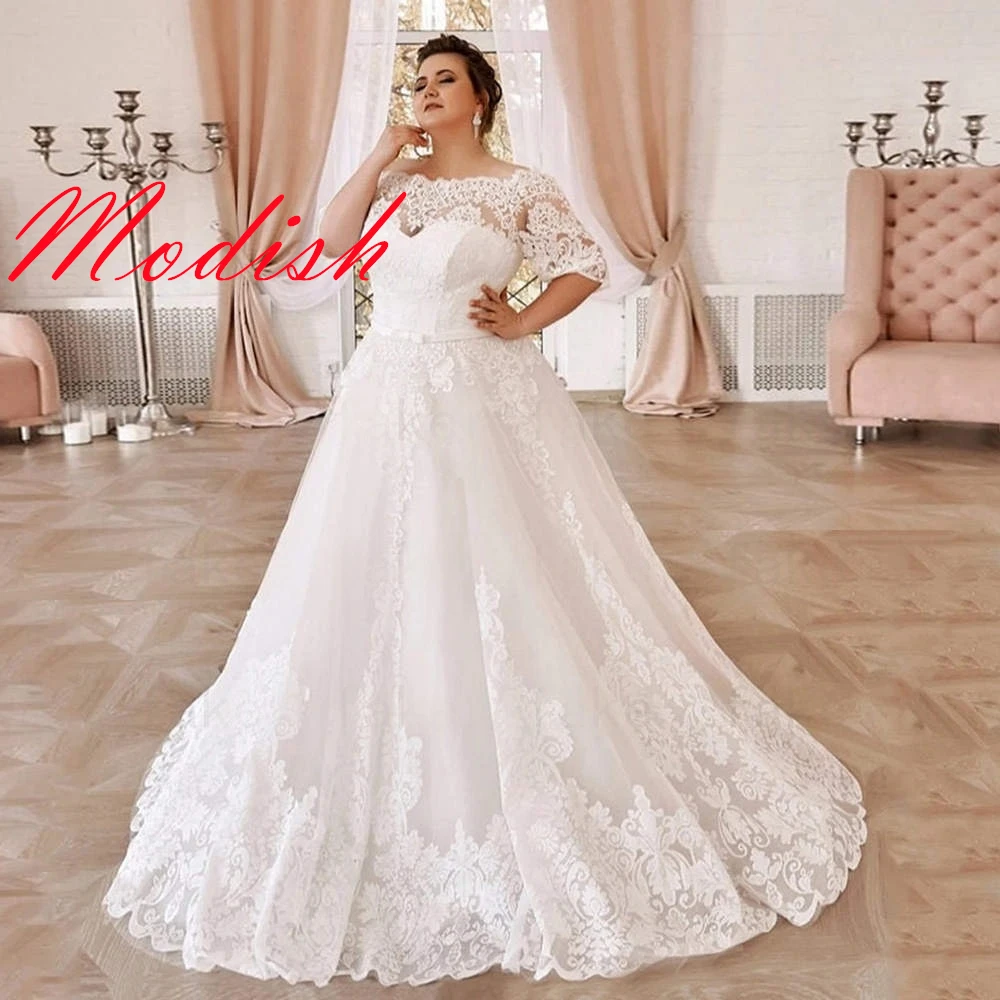 Vestido de novia de tul blanco personalizado, vestidos de novia con hombros descubiertos y cuello barco de alta calidad, vestido de novia con cordones en la espalda