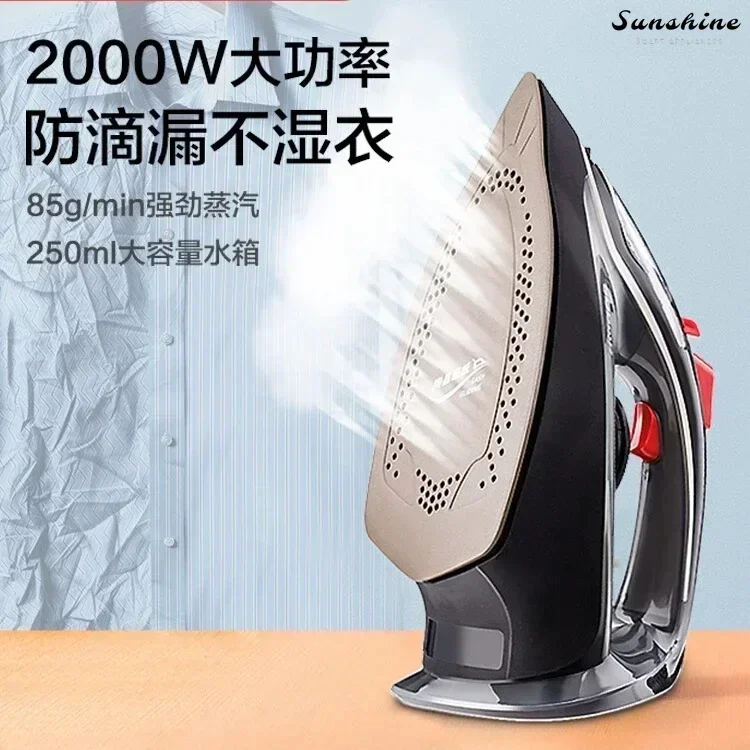 Handheld electric iron. Household steam iron. Small portable ironing machine for ironing clothes. Mini ferro de passar.