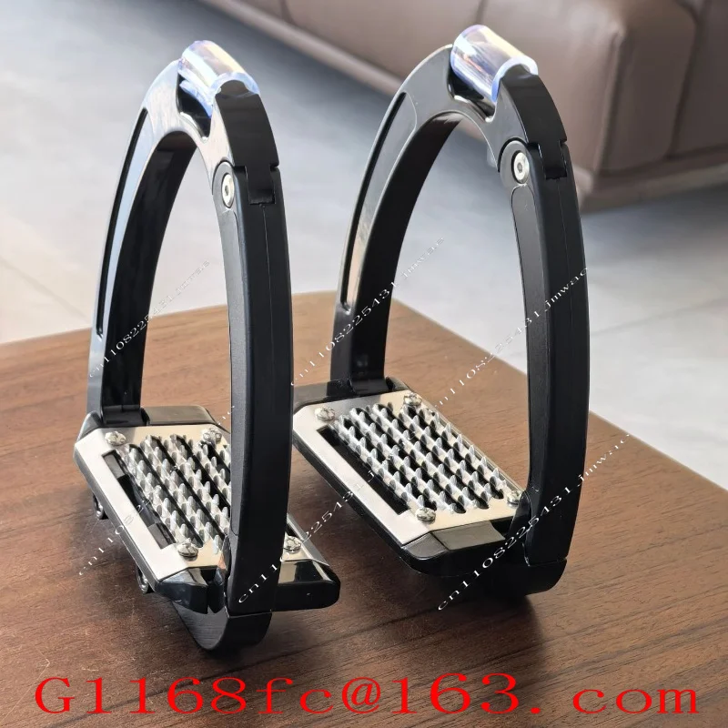 High-quality Professional Equestrian Equipment Full Set of Safety Stirrups
