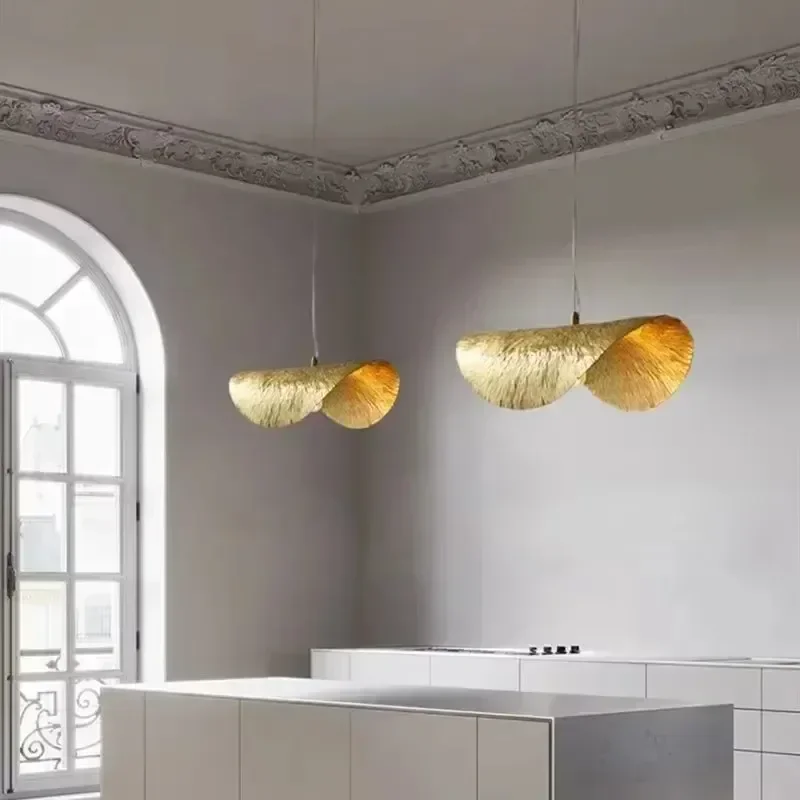

Morden LED Pendant Lamp Minimalist Hammered Brass Light Lotus Suspension Living Dining Room Decoration Kitchen Light Fixtures