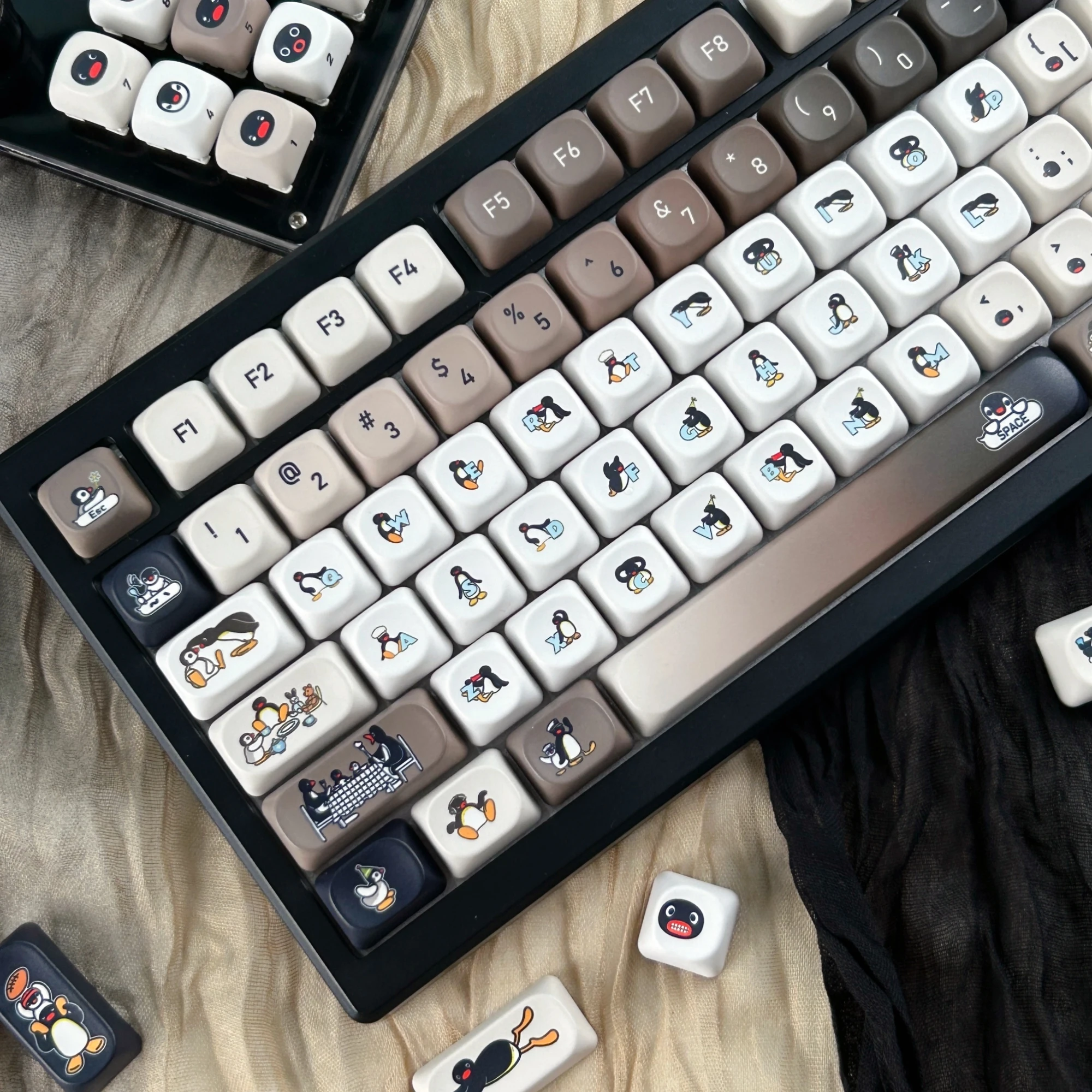 MAIMOOO Fun Pingu Keycap Korean Russian Thai MOA/Cherry Profile PBT Custom Cartoon Cute Penguin Keycaps for Mechanical Keyboard
