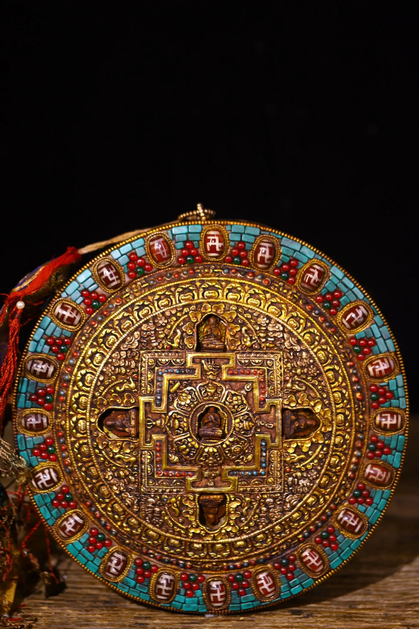

9"Old Nepalese temples Old Tibetan Silver Gilded Filigree Mosaic Gem gZi Beads Shakyamuni 5 Buddha Thangka Hanging Panel