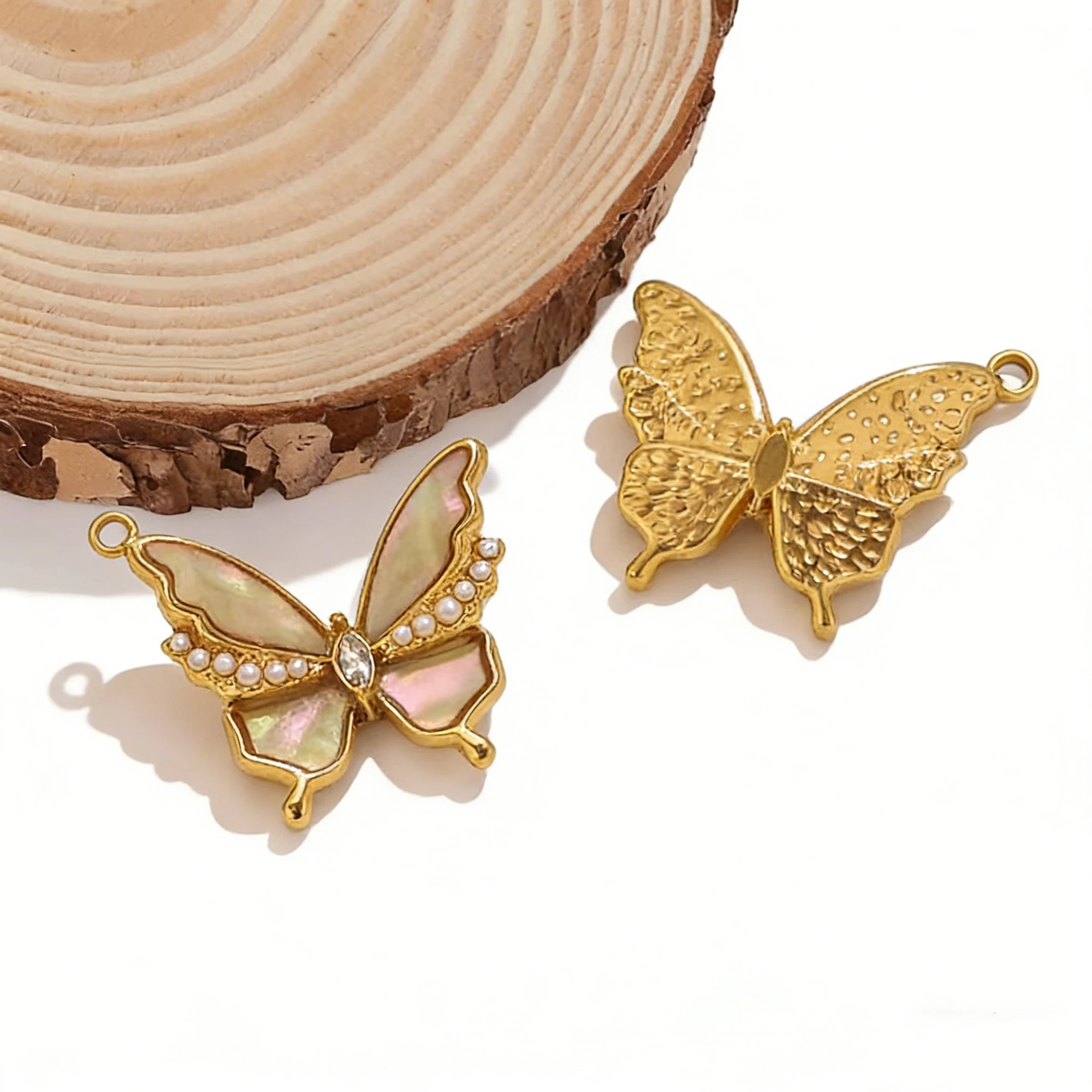 2PCS Butterfly Charms Enamel S - Butterfly Pendant Necklace recension och pris