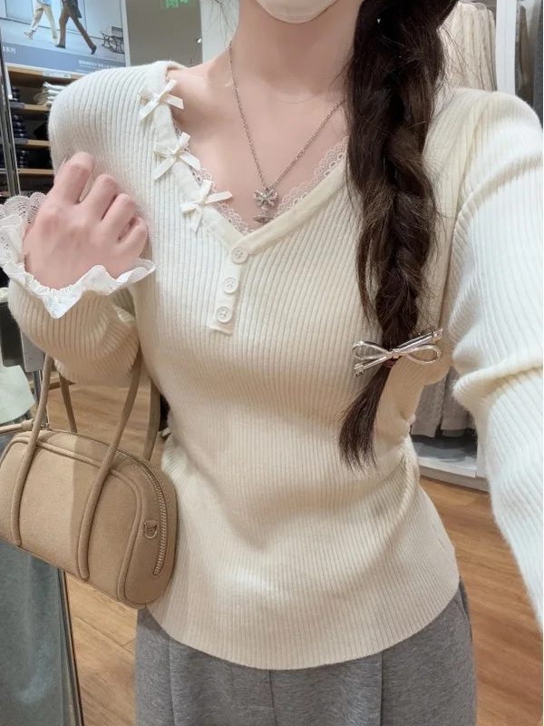 

Женский вязаный свитер с V-образным вырезом и длинными рукавами, с кружевной отделкой, облегающий, для зимы, корейский стиль