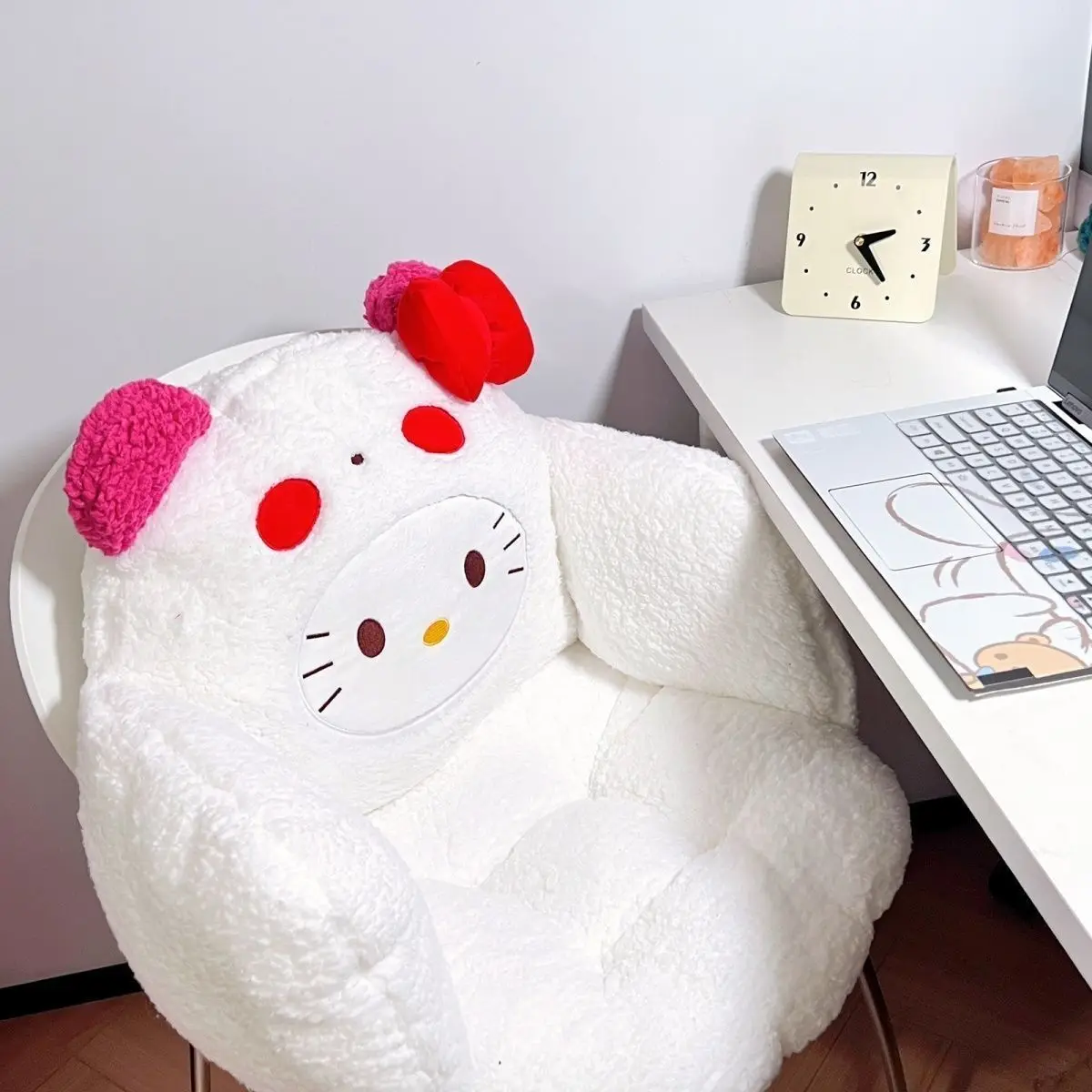 Sanrio Plush Warm Cushion Cute Cartoon Hello Kitty Office Chair Cushion Kid Comfortable Waist Cushion Floor Bay Window Mini Sofa