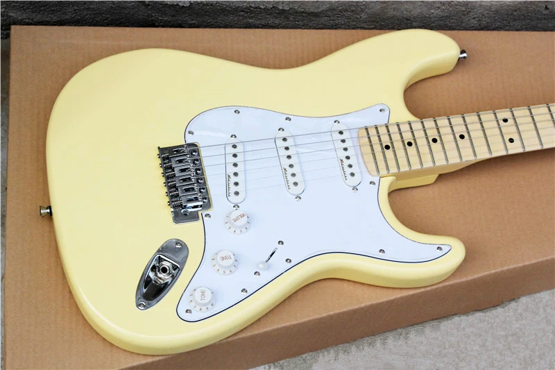 Yellow 6 Strings Electric Guitar with Reverse Headstock, Maple Fretboard,SSS Pickups,Can be Customized