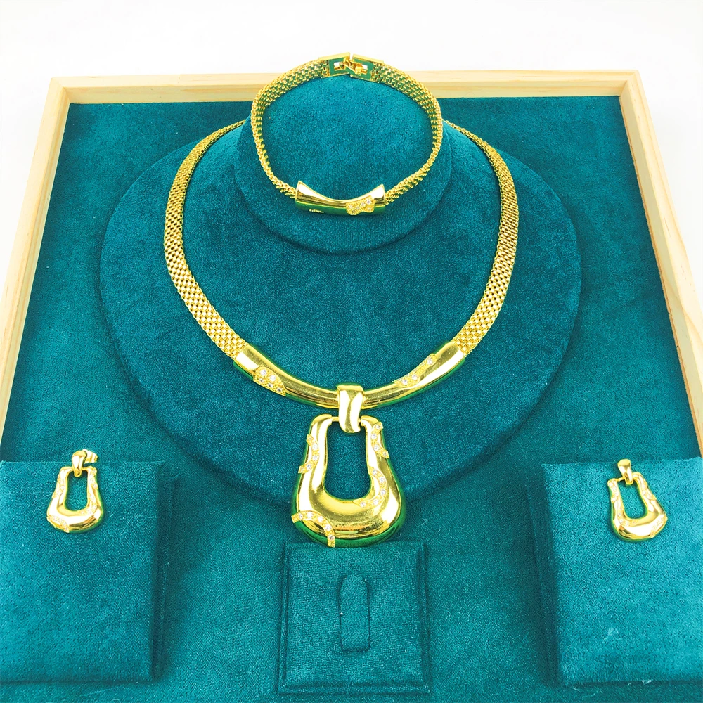 

Fashion Women Jewelry Set for Party Pendant Necklace and Hoop Earrings Gold Color Copper Bridal Necklace Jewelry Accessorie