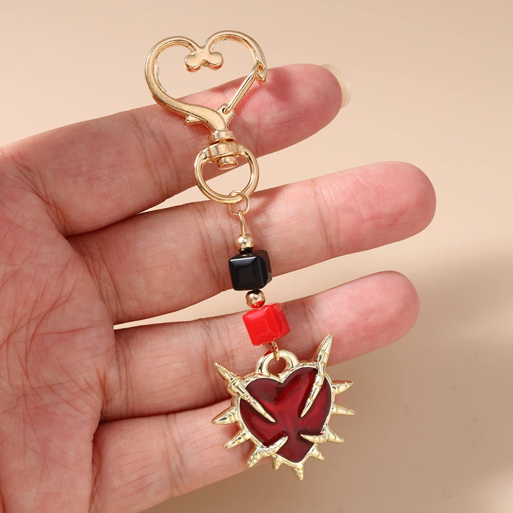 Aihua Y2K Metal Steampunk Red Heart Keychain for Women Girls Handbag Pendants Rock Hip Hop Thorn Heart Key Ring Jewelry Gifts