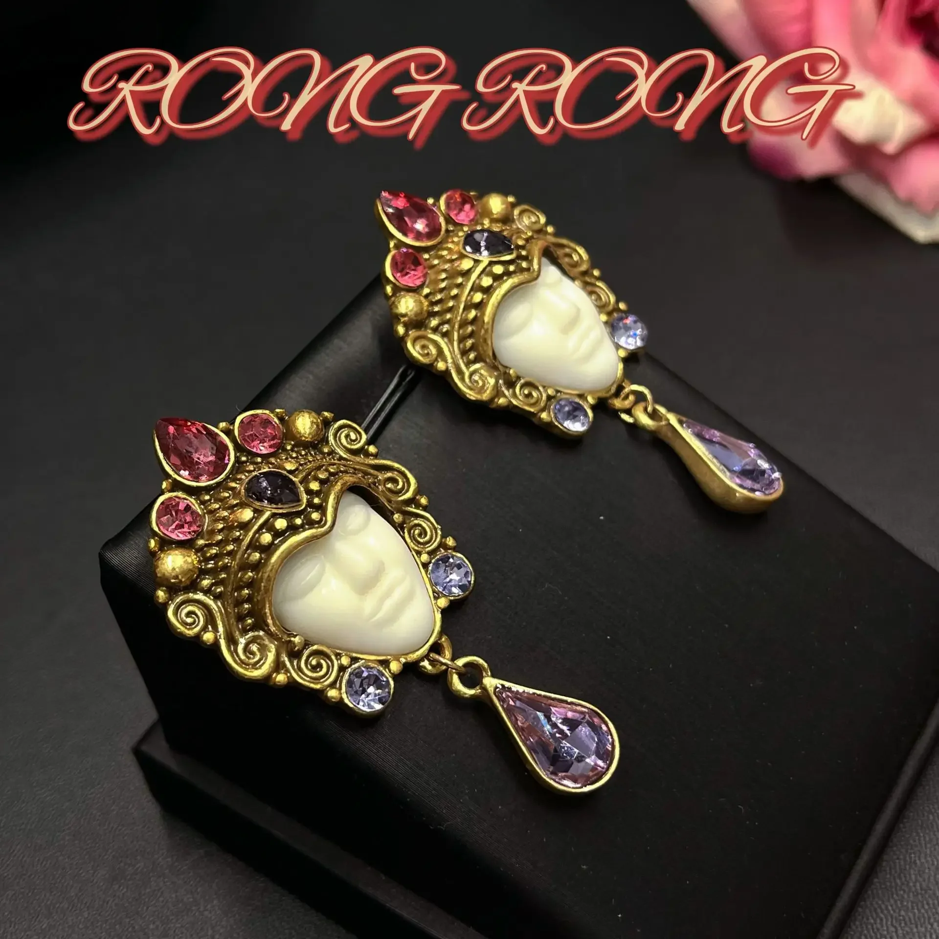 Vintage Handmade Retro Buddha Face Statue Heavy Earrings European and American Exaggerated Personality Palace Portrait Earrings