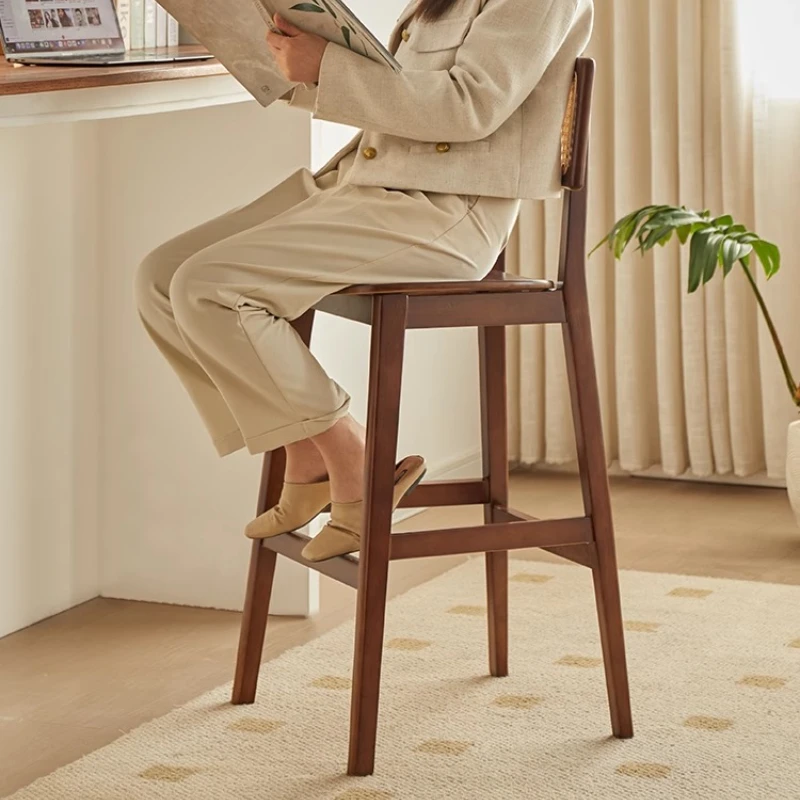 مسند ظهر أنيق عالي الاسترخاء للمكياج كراسي بار اقتصادية حديثة فريدة من نوعها من الخشب الصلب Restaurant Muebles أثاث منزلي