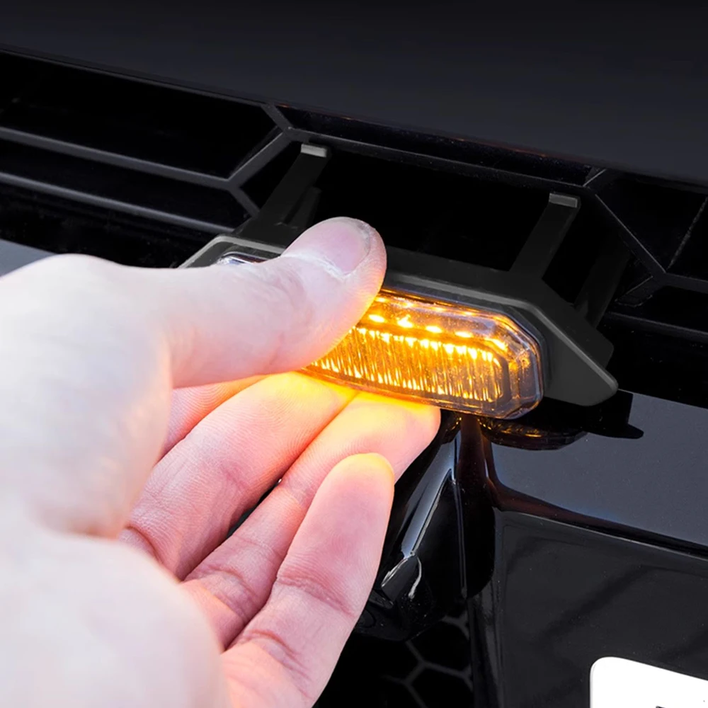 for T2 Jetour Traveler grille yellow light LED buckle non-destructive automotive accessories sticker modification decorative