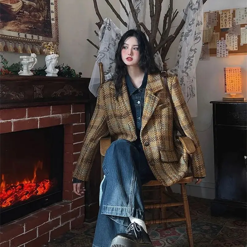 Retro Hong Kong Style Loose Fitting for Women 2025 Autumn Winter New Collection Lazy Fragrant Plaid Jacket Original High-end