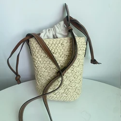 Straw Mobile Phone Bags for Women Luxury Designer Handwoven Crossbody Bags Fashionable Beach Vacation Straw Bags Shoulder Bags