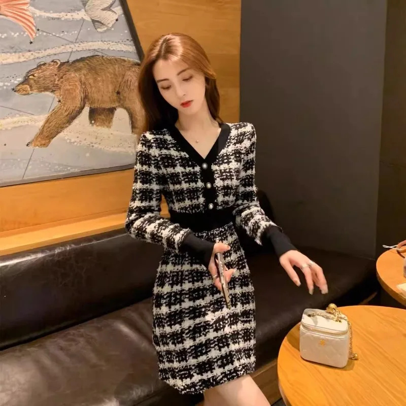 New Women's Elegant V-Neck Knitted Sweater Dress New Autumn Winter Korean Fashion Long Sleeve Slim Temperament Knitting Dresses