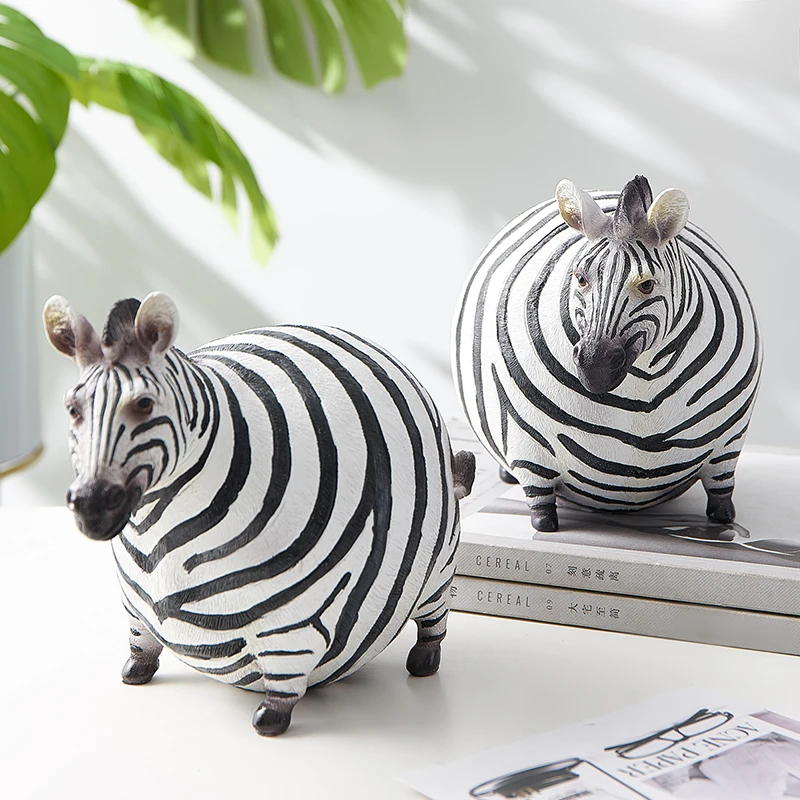 

Scandinavian style interior Figurines Zebra Resin Animal Statue kawaii room decor Desktop decoration accessories garden decor