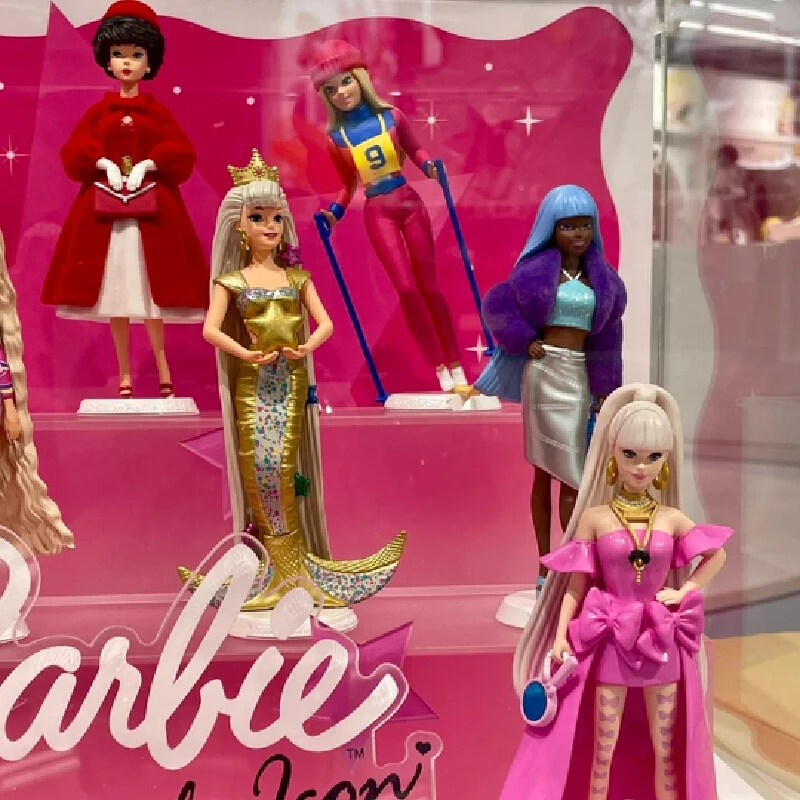 本物のポップマート バービー風アイコンシリーズ アニメフィギュア ブラインドボックス ミステリーボックス おもちゃ 女の子 子供 かわいい コレクション アクセサリー ギフト