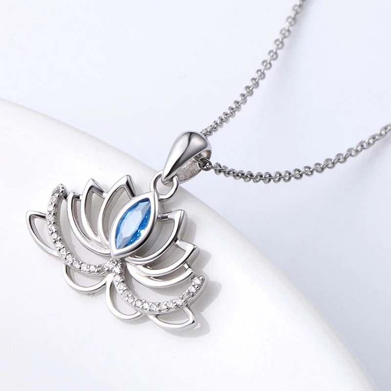 Huitan Lotus Blume Geformt Dame Anhänger Halskette Silber Farbe Intarsien Blau CZ Trendy Hochzeit Party Täglichen Zubehör Schmuck Geschenk