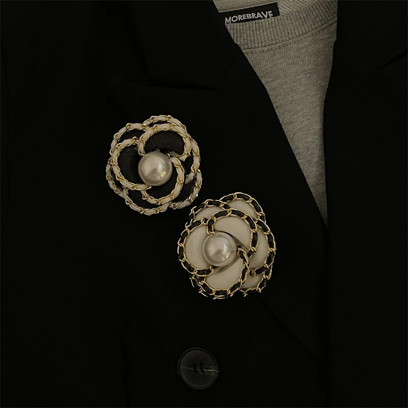 Korean Trendy Fabric Flower pearl Brooch Pins Jewelry for Women